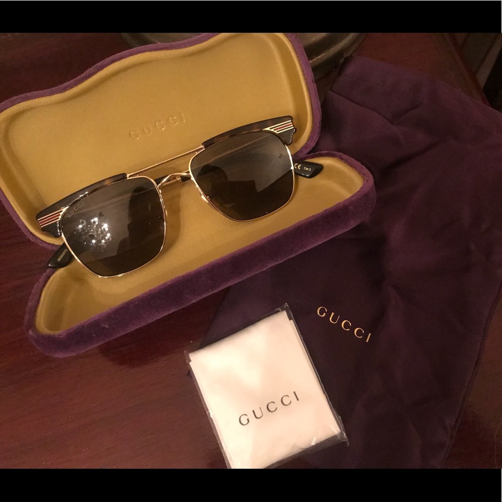 BRAND NEW GUCCI SUNGLASSES